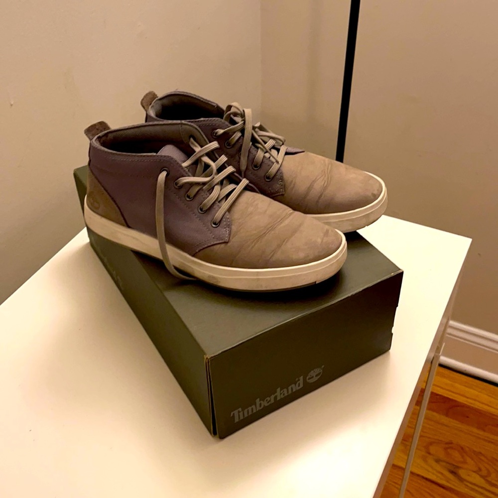 Timberland fashionable shoes ! Size 9.5
